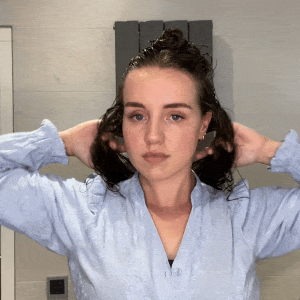 4. Make sure your hair is thoroughly wet